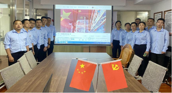 公司黨支部組織唱革命紅歌、觀看紅色紀(jì)錄片 ， 紅心向黨，喜迎“七一”